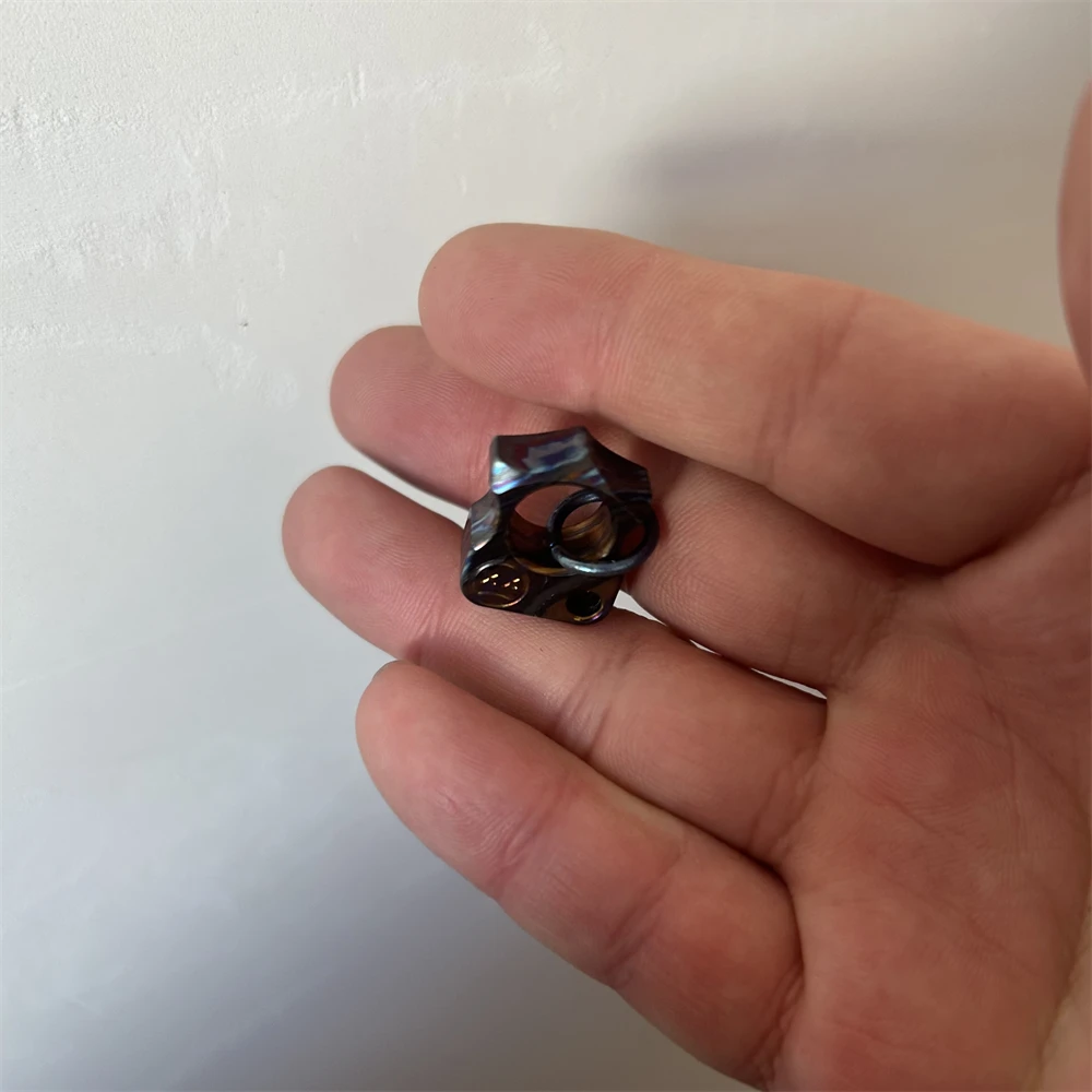 

1 шт. EDC карманный инструмент-брелок из циркониевого дамасского стали AFK с титановой цепочкой - Премиальный подарок