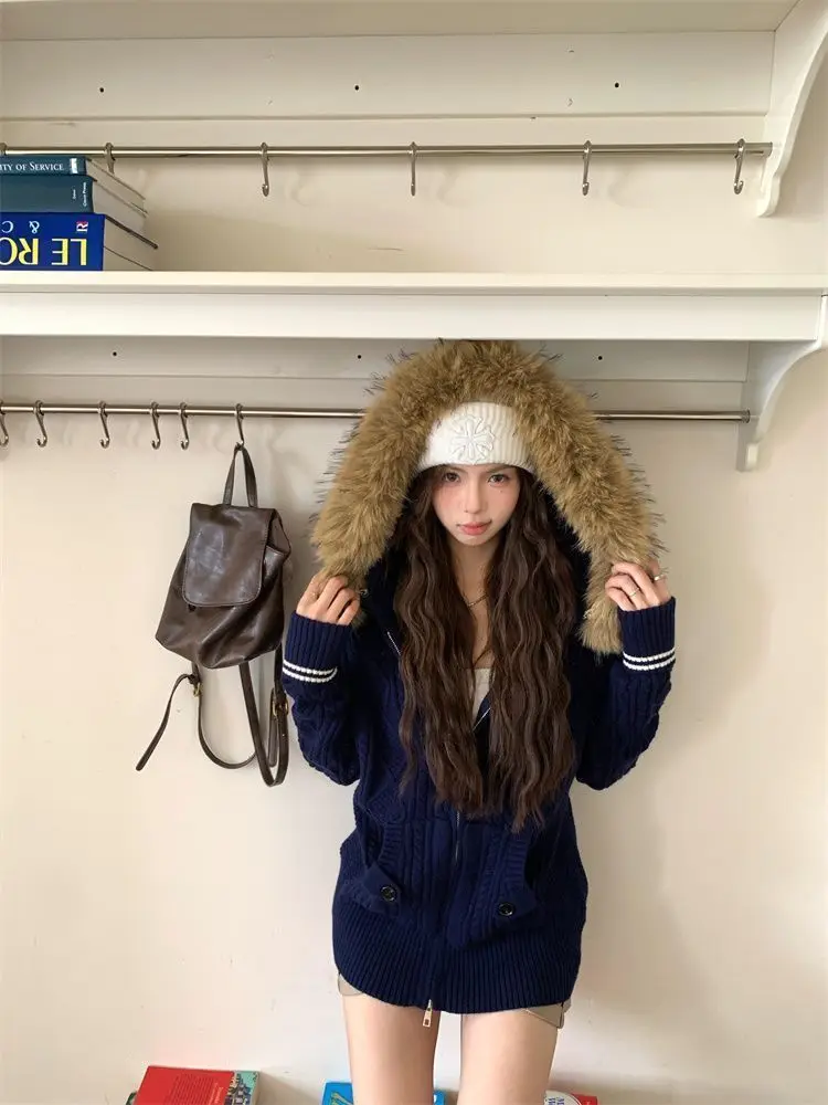 

SALIENCY Twisted Hooded Red Sweater Coat with Fur Collar for Women Autumn Stylish Zipper Hoodie Knit Cardigan Top