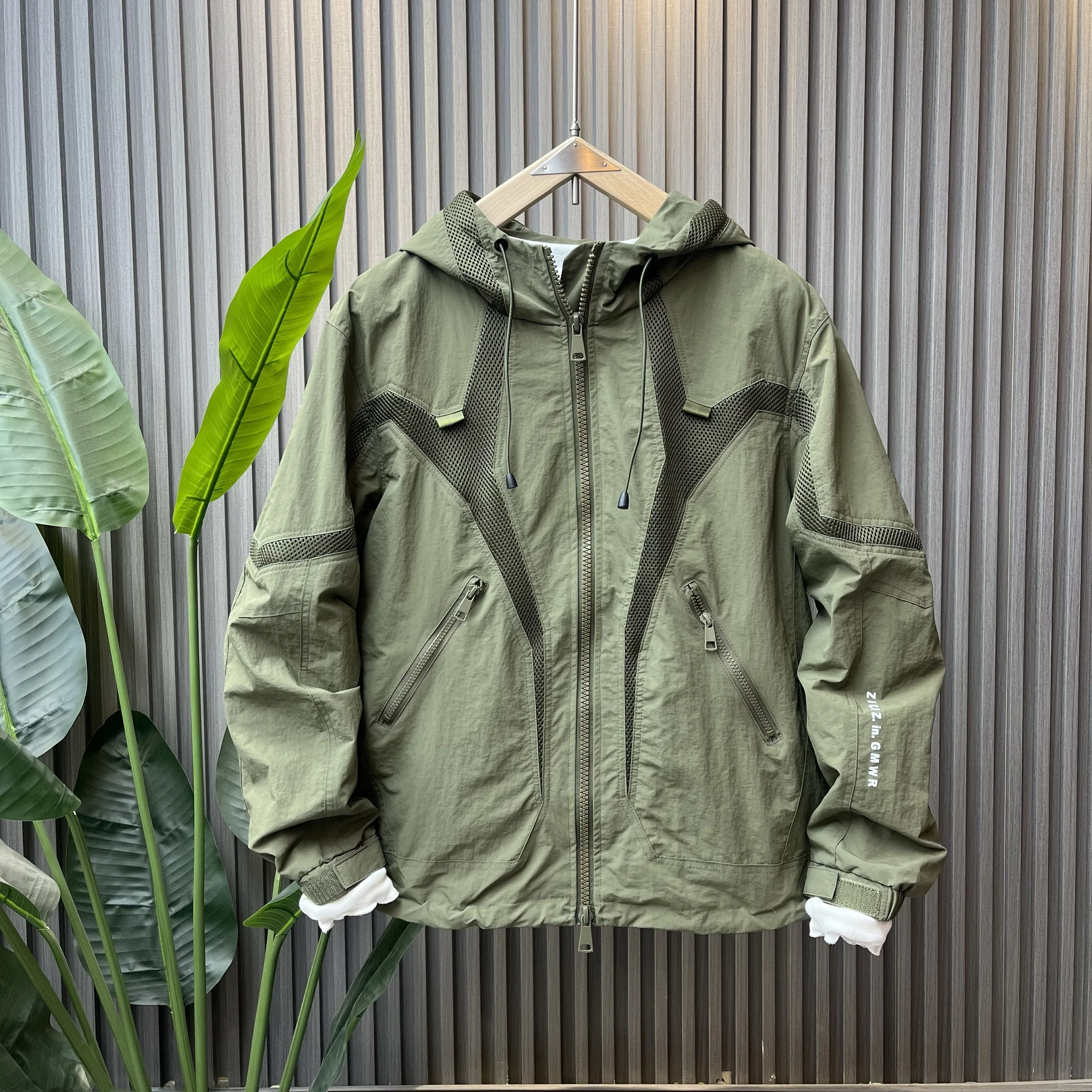 

Мужская куртка-худи на молнии, свободного кроя, в рабочем стиле, из полиэстера, с длинными рукавами, молодежная, весна 2025