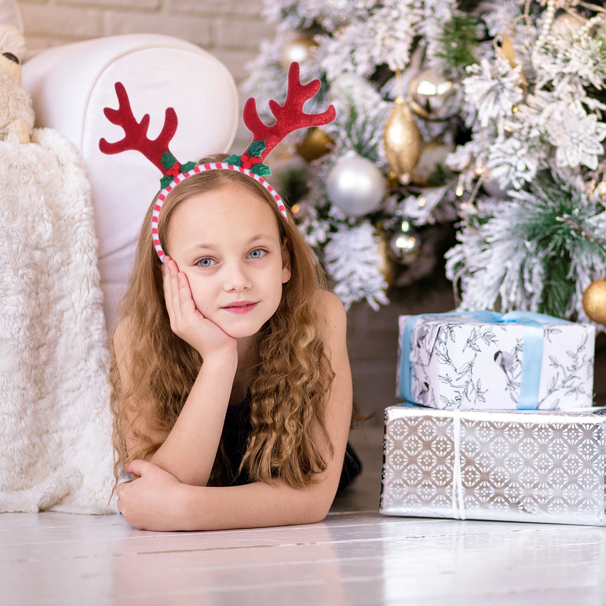 

Christmas Antler Design Hair Hoop Red Sequins Headband For Party Supplies Costume Masquerade Carnival Photo Prop Decor