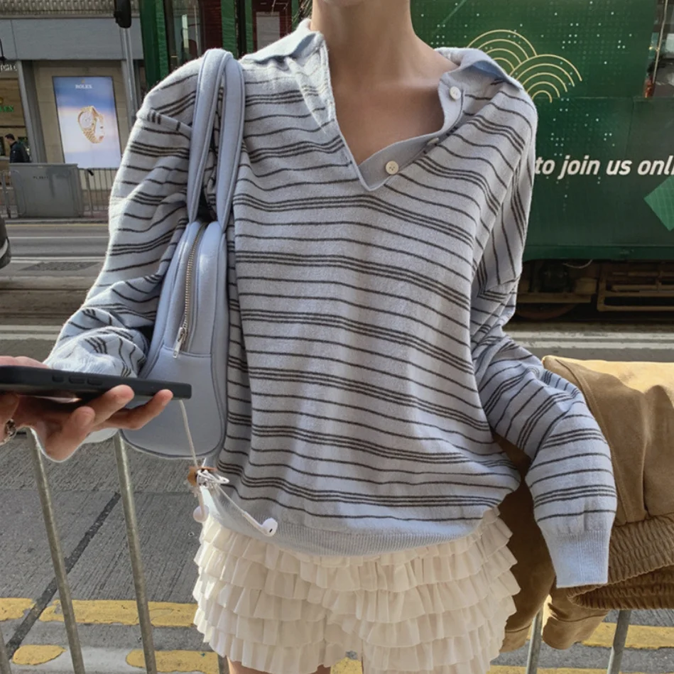 

Loose Knitted irt for Women with Turn-down Collar Striped Pattern Korean Sle Commute Faion Long Sve Regular Length