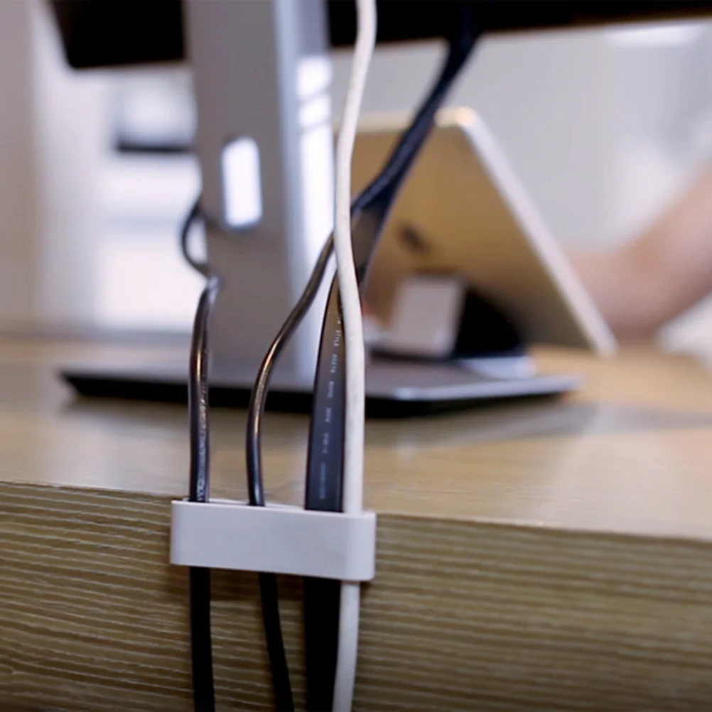 

3Pcs Cable Organizer Easy to Use Wire Holder for Power Cords Charging Cables USB Tidy Management Clips Cable Organizer