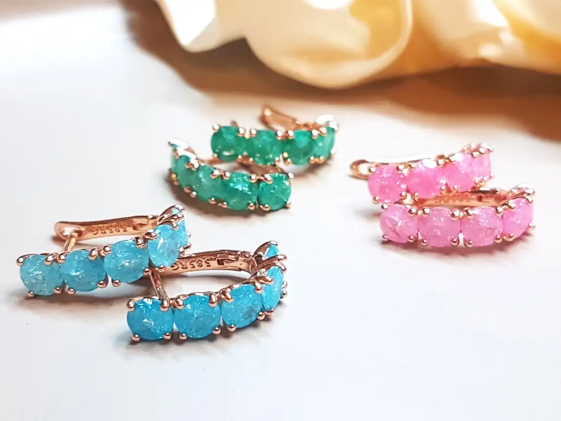 

Серьги-кольца из розового золота с матовым цирконом - синие, зеленые, розовые красивые женские овальные серьги-клипсы из розового золота, манжеты для ушей