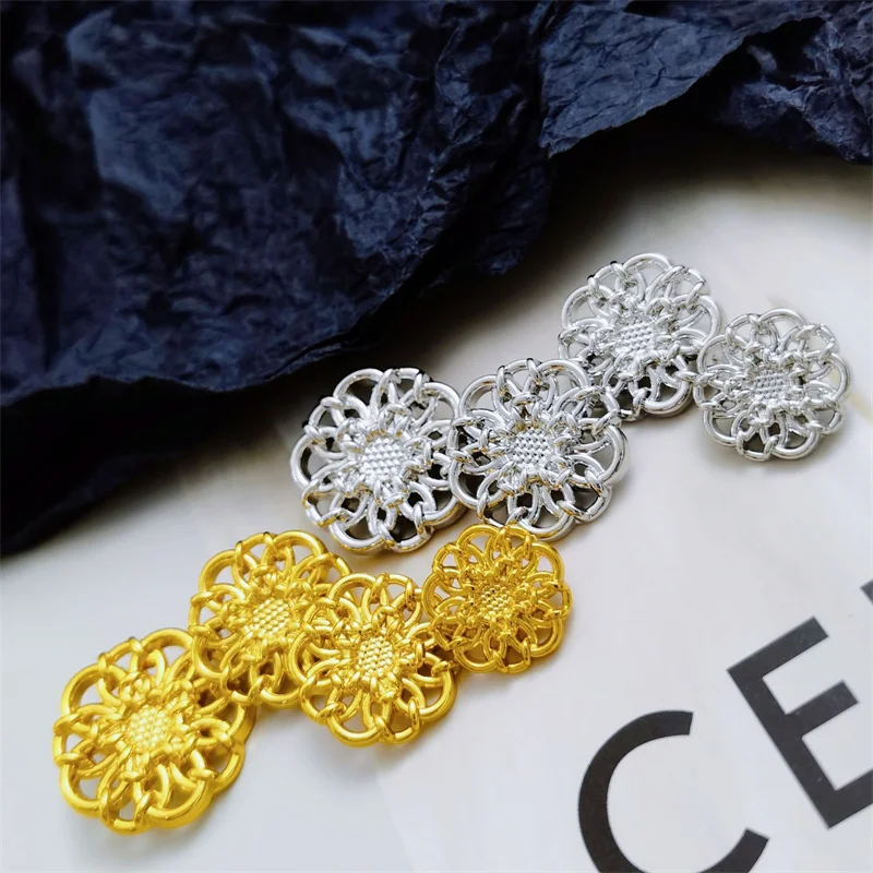 10 stücke Gold Silber Qualität Lexury einzigartige Blume hohl Gold Silber Metall Dekoration Knöpfe Nähen Schnalle