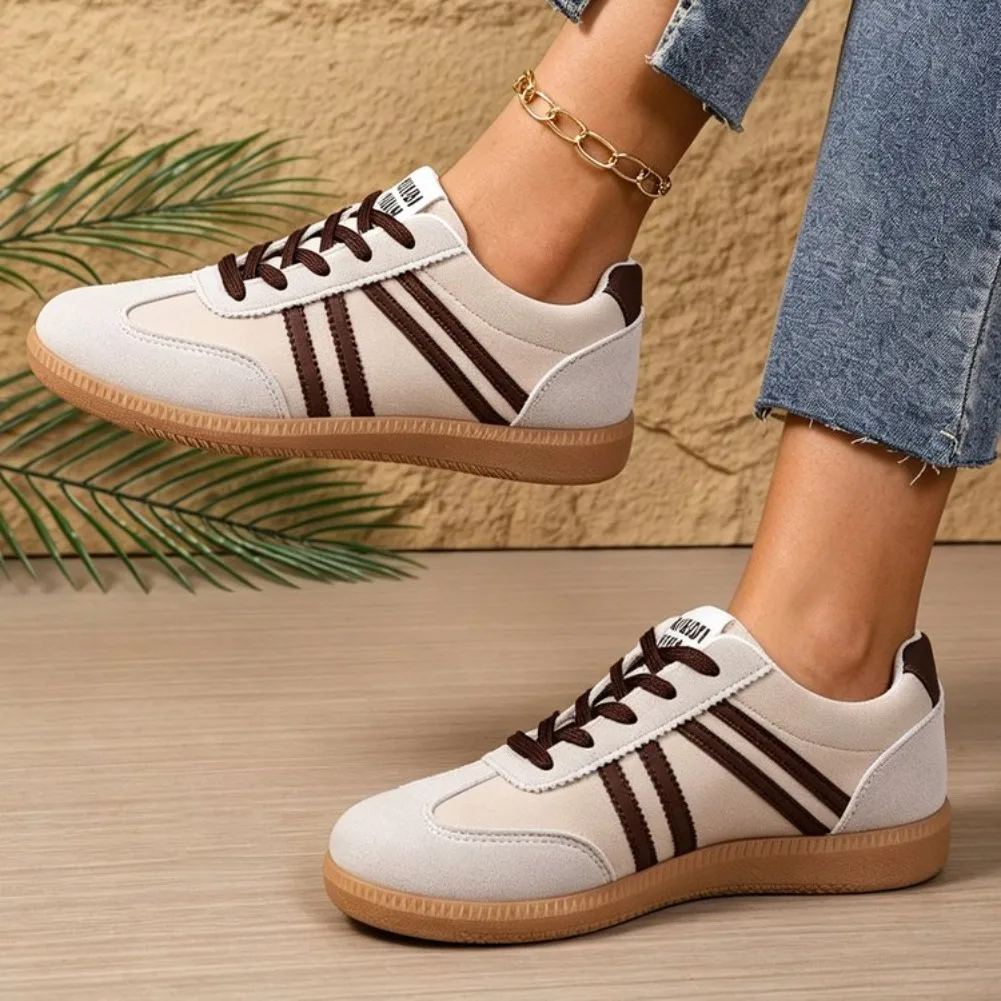 Leichte, bequeme Sneaker, modische, gestreifte Sportschuhe mit Schnürung, Damen-Freizeitschuhe, atmungsaktiv, niedrig geschnitten, mit Gummisohle. – Detail 15