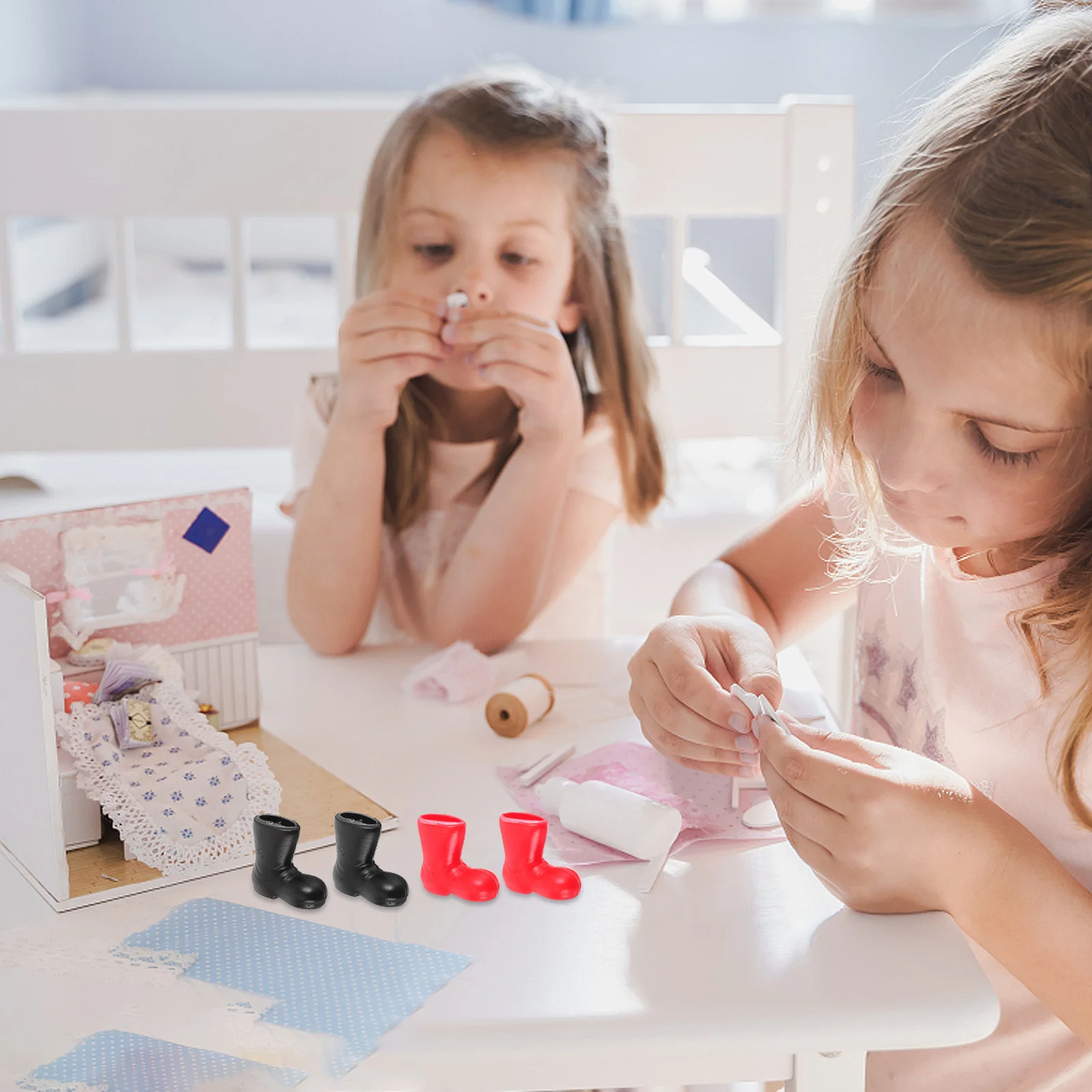 

96Pcs Mini Colorful Christmas Boots 2cm Santa Claus Decorations DIY Craft Indoor Ornaments Dollhouse Boots Shoes Toy