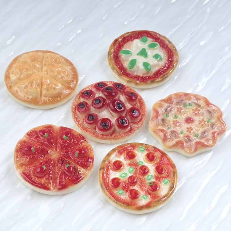 10/100 Uds. Miniaturas Pizza comida resina casa de muñecas DIY artesanía scrapbooking Material decorativo de parche plano