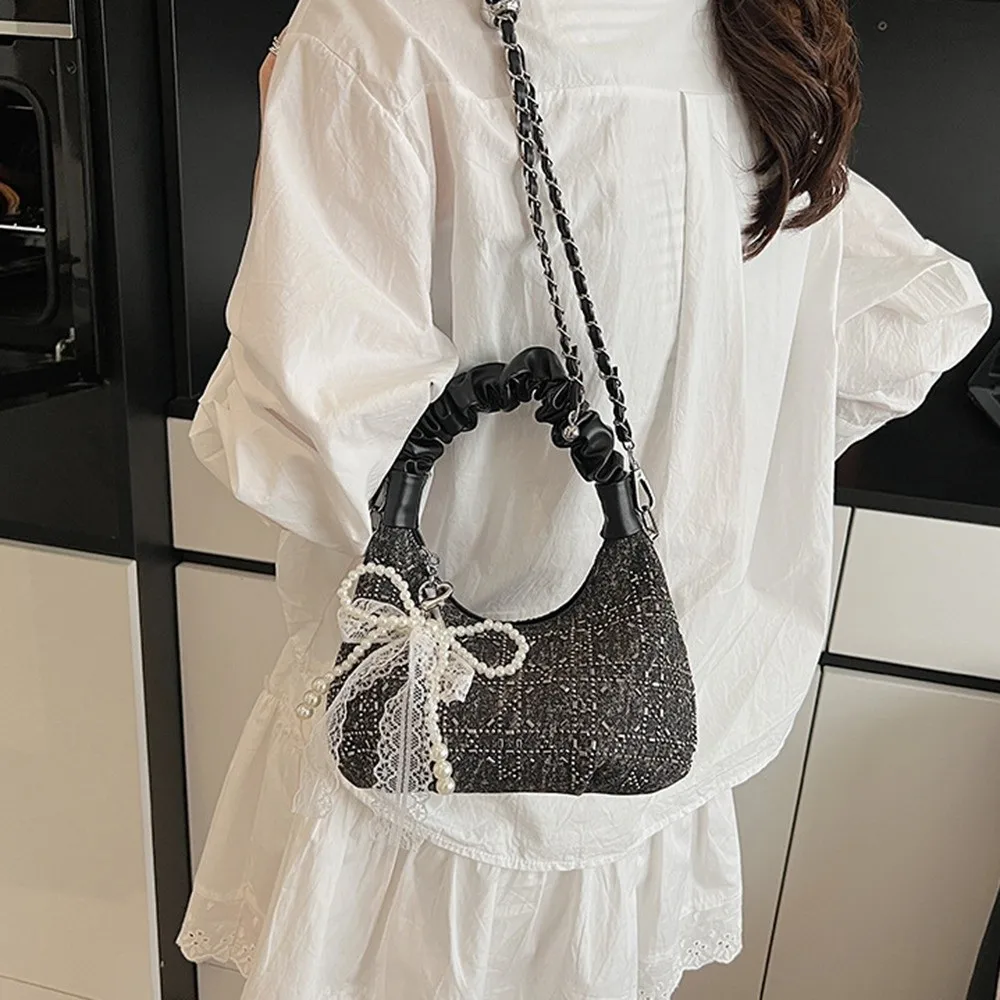 

Korean Style Sequin Pleated Handbag Bowknot Pendant Lightweight Chain Crossbody Bag Versatile Solid Color Bow Shoulder Bag Women