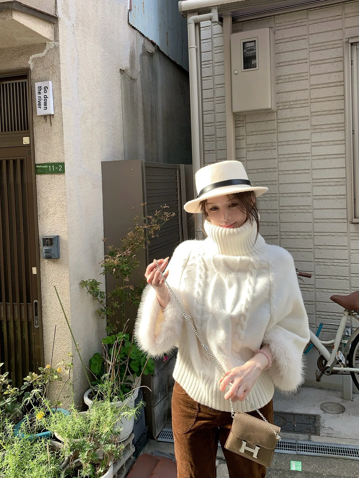 

Titi Little Sister Wendy Knitted Sweater Women's High Collar Cable Knit Coat White Autumn Faion Casual Loose Fit