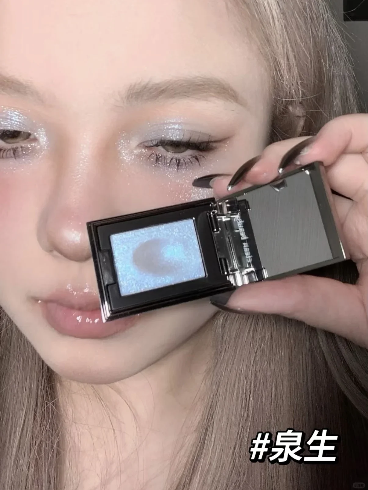 レッドチャンバー マルチユース モノクロ アイシャドウ パウダー クリスタル シマー スモーキー スパークリング ハイライター 滑らかでシルキーな質感 結合しやすい