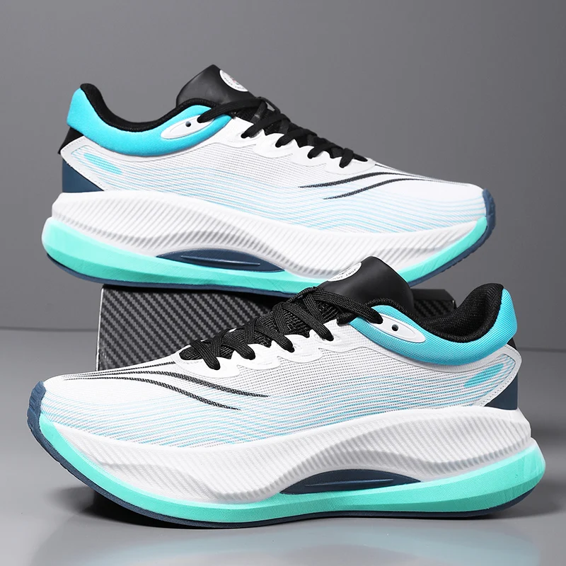 

Men's All-Season Soft-Sole Canvas Shoes – Stylish & Trendy Design, Durable, Non-Slip, and Breathable Fabric. Ideal for Daily Wea