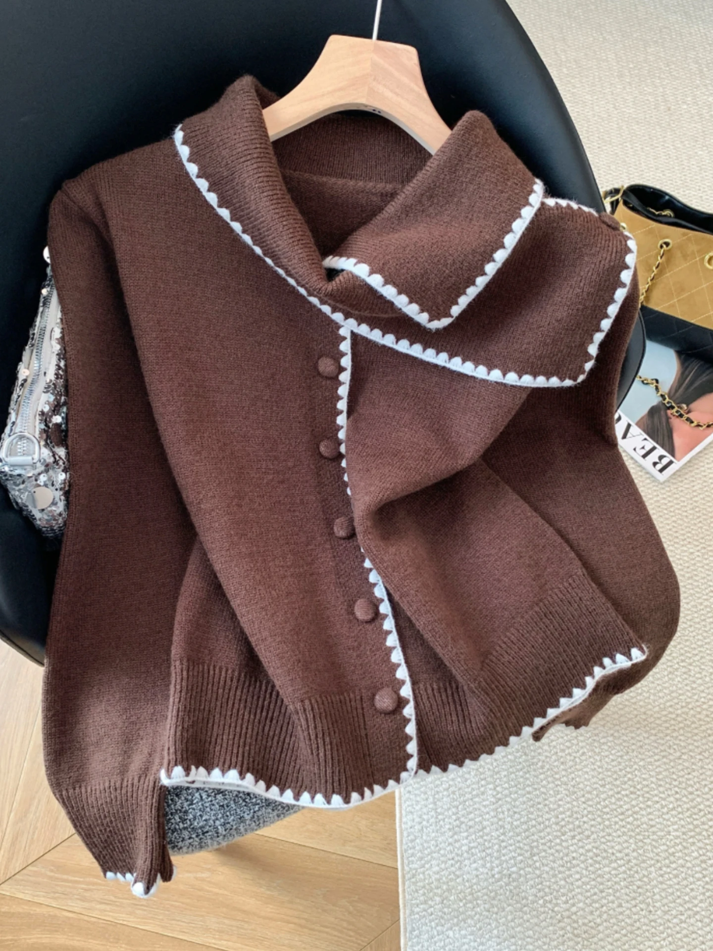 

Рекомендовано Эмили Клуд: Женский утепленный вязаный кардиган Mella Beige с воротником-шарфом, осенне-зимняя верхняя одежда, удлиненный фасон.