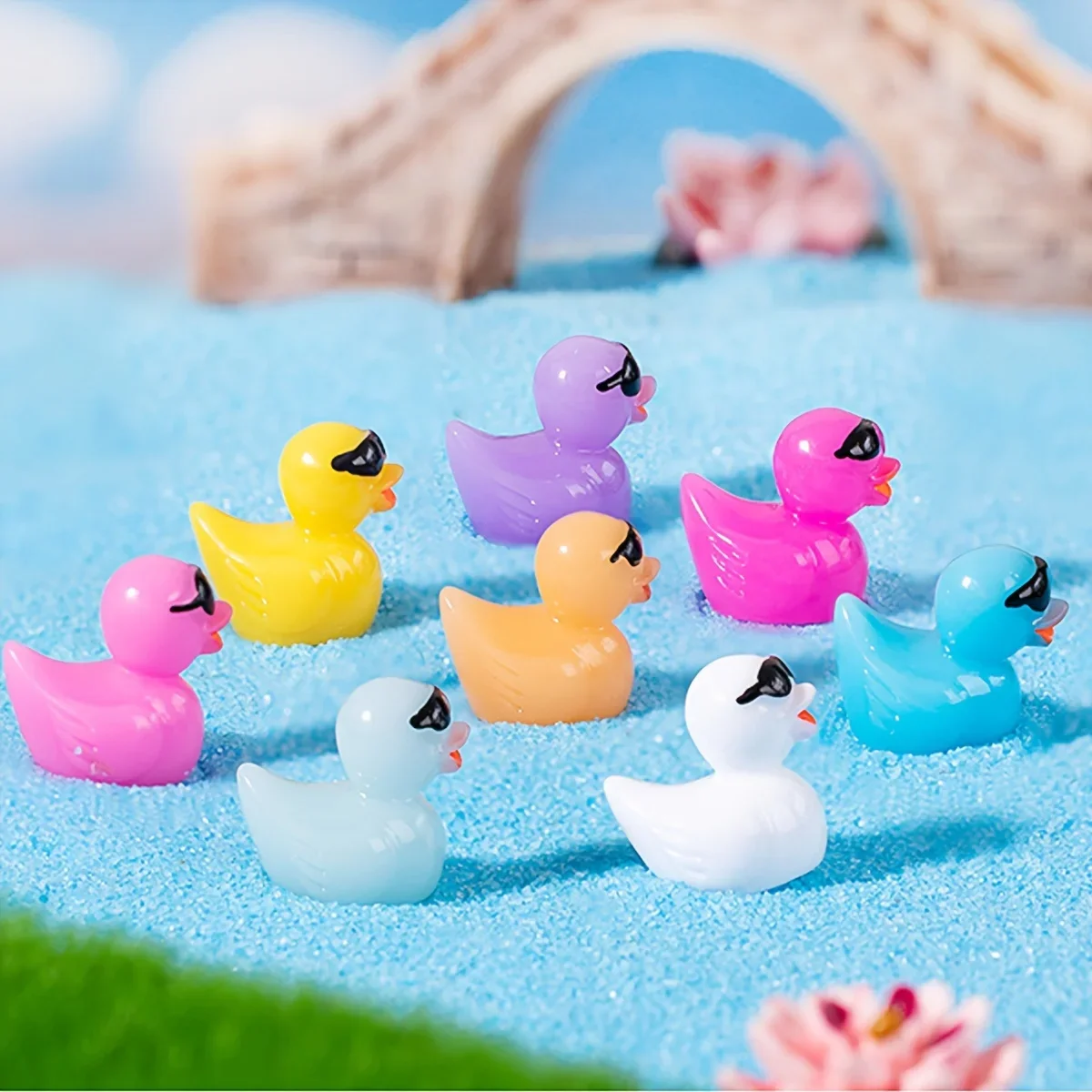 50/100pcs Mini Resin Duck Figurines with Sunglassesfor Miniature Garden Decoration, DIY Craft, Slime Kit Cake Topper Party Decor