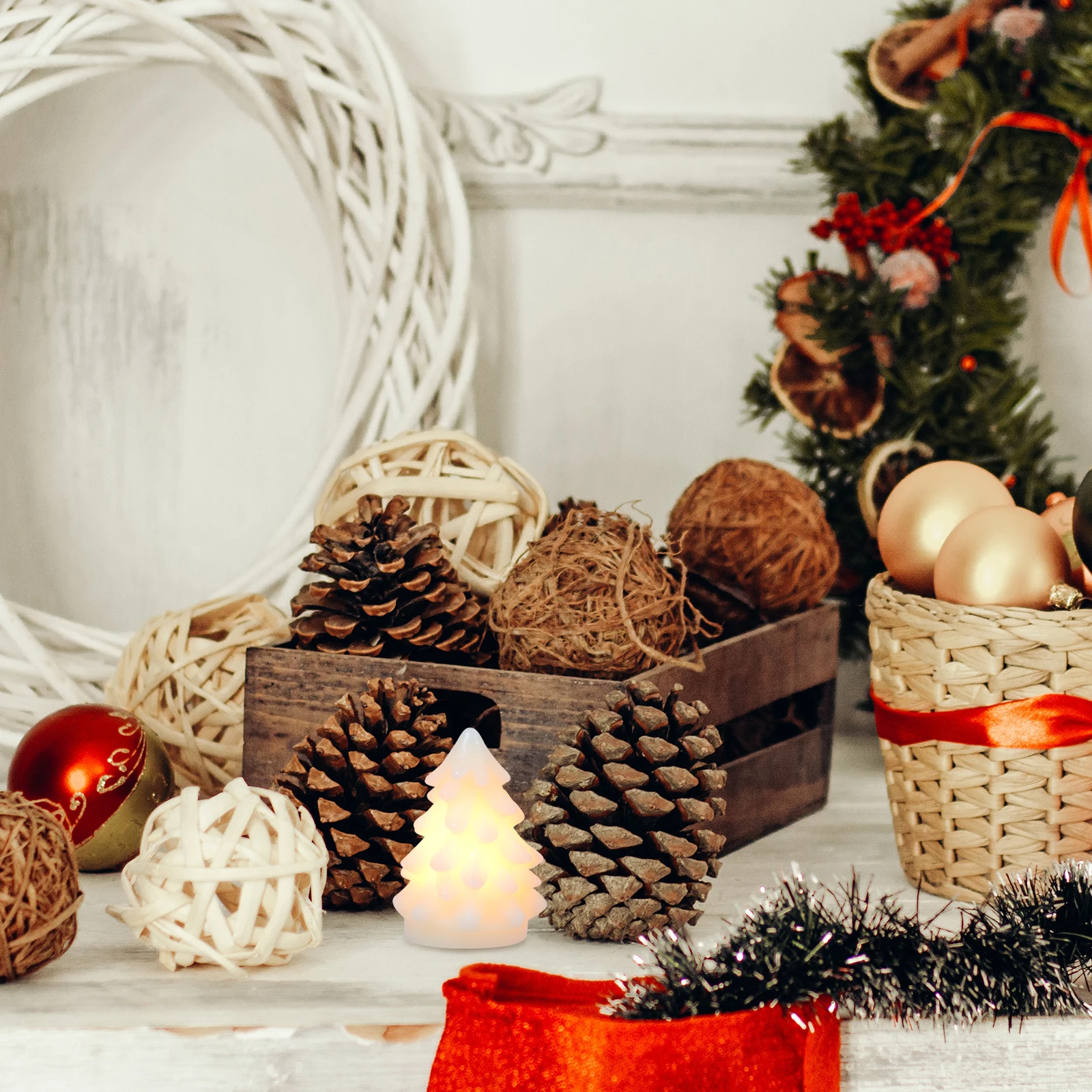 

LED C Lamp Xmas Tree Shape Decorative Lights Stable Base Luminous naments Xmas Light naments Christmas Gifts Warm Atmosphere