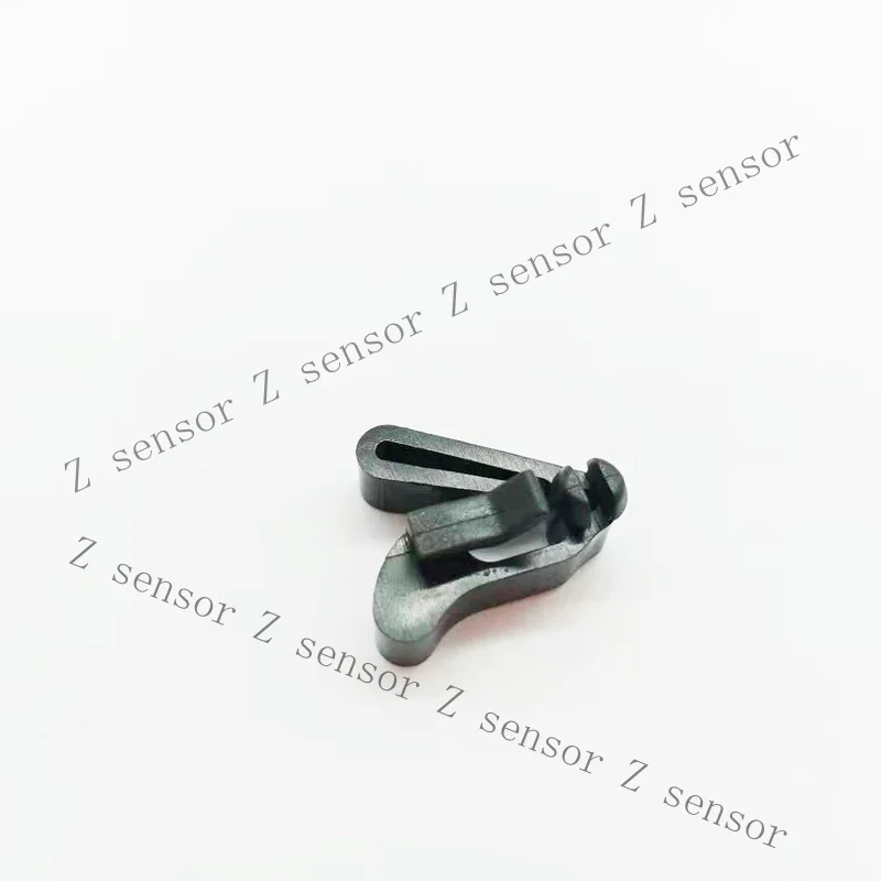 AAA+ BPX700010 1Piece Gas Fuel Door Latch Clip for Land Rover Discovery 2 Range Rover