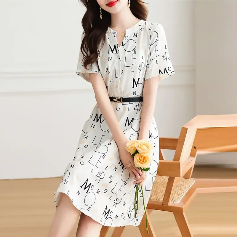 Robe mi-longue en Satin pour femmes, en mousseline de soie, à bandes, manches courtes, bon marché, décontractée, esthétique pour jeunes, élégante et jolie Chic