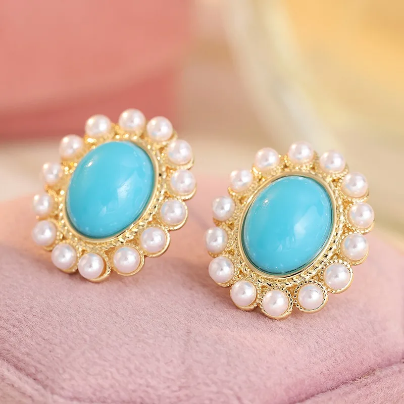 Women's Light Luxury Retro Studs Earrings Oval Main Stone With Edge Design Gentle  Temperament Earrings Elegant Jewelry