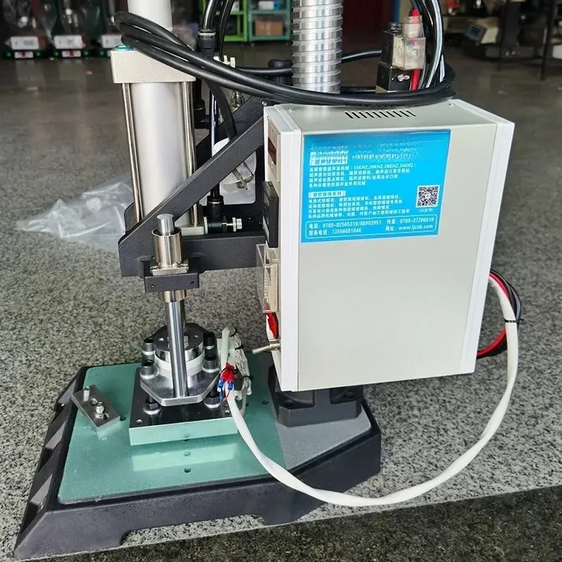 Enkele Kolom Multifunctionele Lederen Plastic Molder 220v Hete Pers PVC Lasser Met Warmtemelt Voor Vorm- en Persmachine