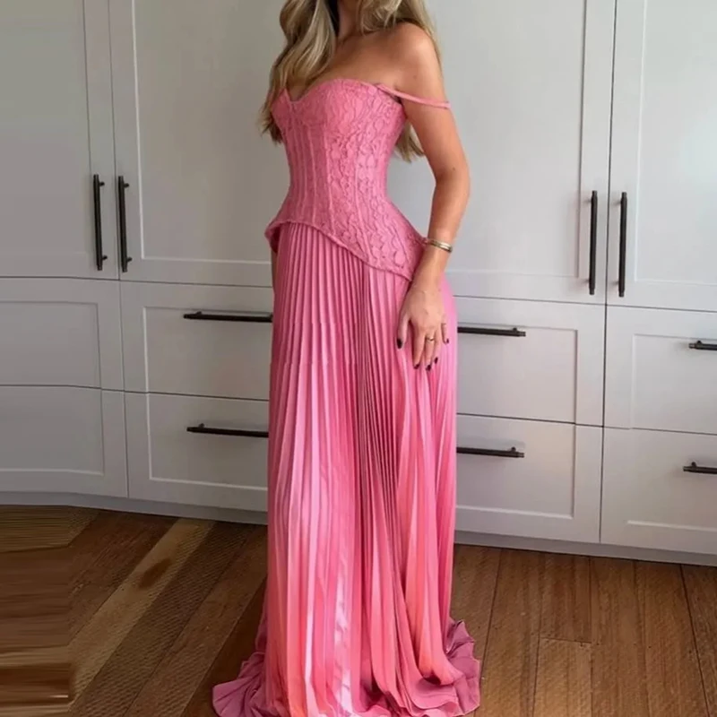 Luxuriöses V-Ausschnitt Fischgräten-Abendkleid mit Taillenschnitt, Temperamentvolles Schlankes Einfarbiges Plissiertes Ballkleid, Elegantes Schulterfreies Damenkleid