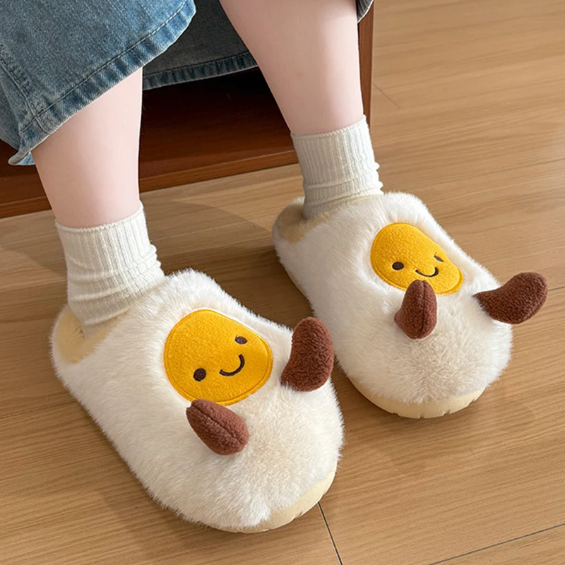 Lindas zapatillas de felpa de huevo frito, zapatillas de algodón antideslizantes con parte inferior gruesa y forro polar cálido para mujer, zapatos de pareja para interiores para el hogar de invierno