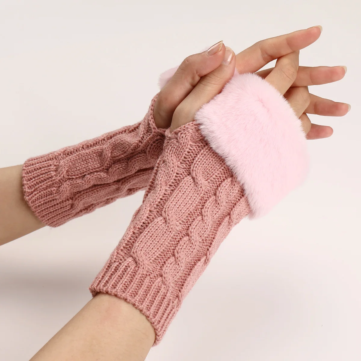 Guantes de medio dedo para mujer, manoplas cálidas de piel sintética, calentadores de brazos para niña, mitones huecos de punto, sin dedos, Unisex,