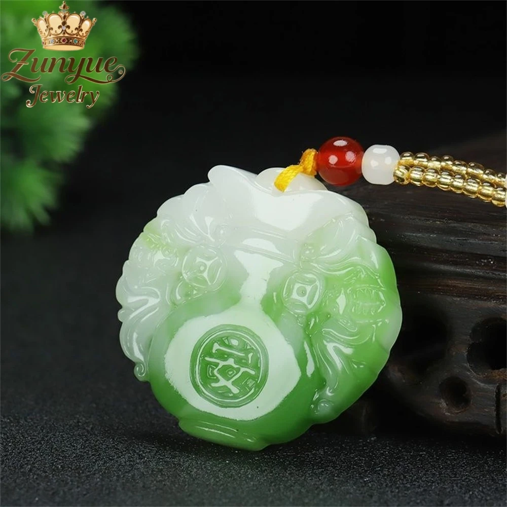 

Natural Green And White Jade Vase Pendant Luxury Quality Jewelry Gift Young Fashion Jewelry Exquisite Elegant Charms Popular