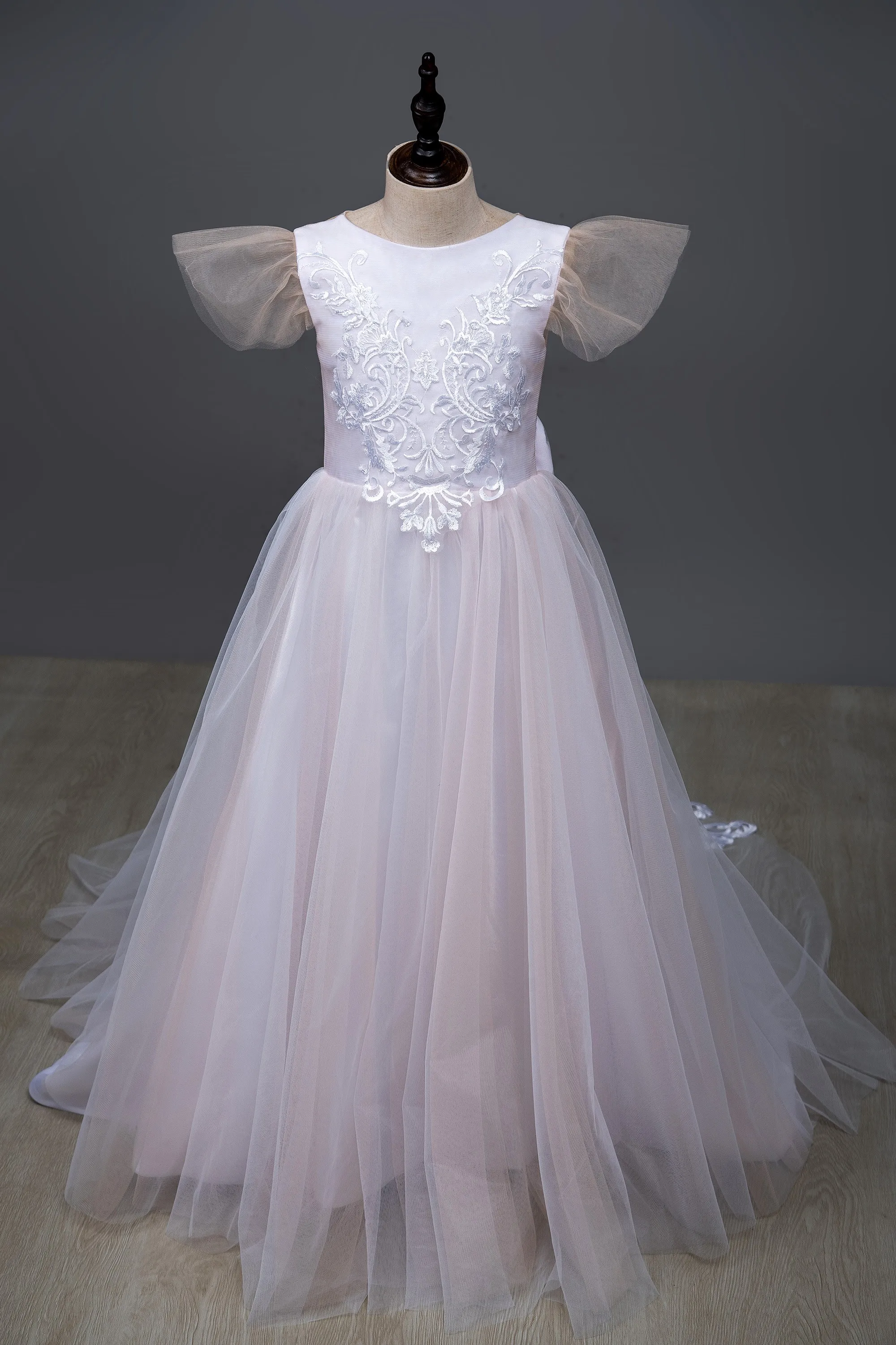 Sunnye Fairy Cute Lace Tulle Flower Girls Dress Princess for Kid Child Wedding Party Juniorbridesmaid Maxi Ball Gown Evening