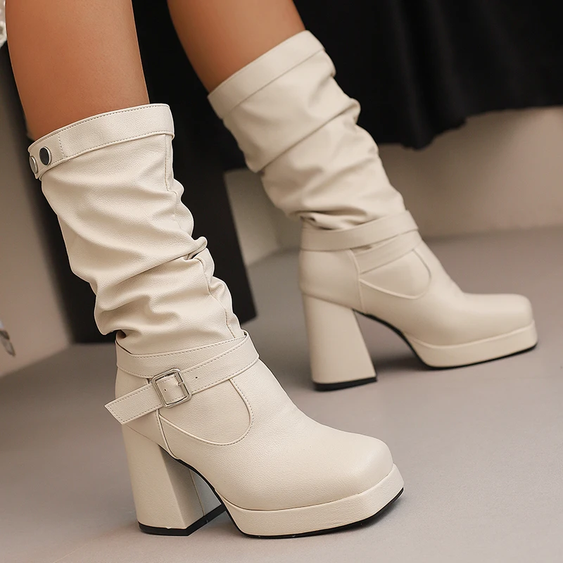 

Большие размеры, двухрядные заклепки, ремешок на щиколотке, квадратная пряжка, плиссированные ботинки до середины икры, рыцарские сапоги с квадратным носком на очень толстом каблуке