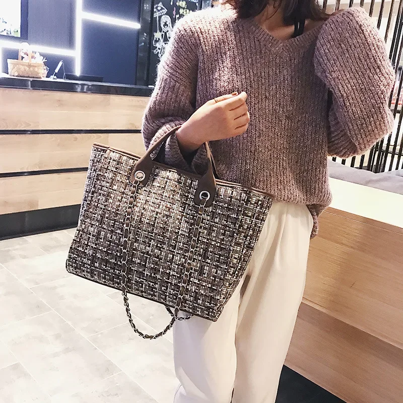 Women\'s Tote Bag 2023 New Fashion Bucket Bag Checkered Contrast Chain Bag High Capacity Handheld One Shoulder Crossbody Bag