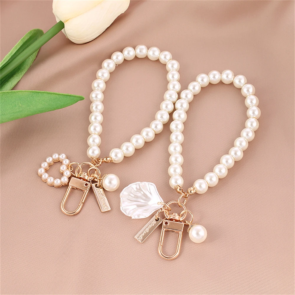 Vintage Pearl Beads Bracelet Keychain Trendy Wrist Strap Keyring for Women Headphone Case Pendant Purse Handbag Jewelry Gifts