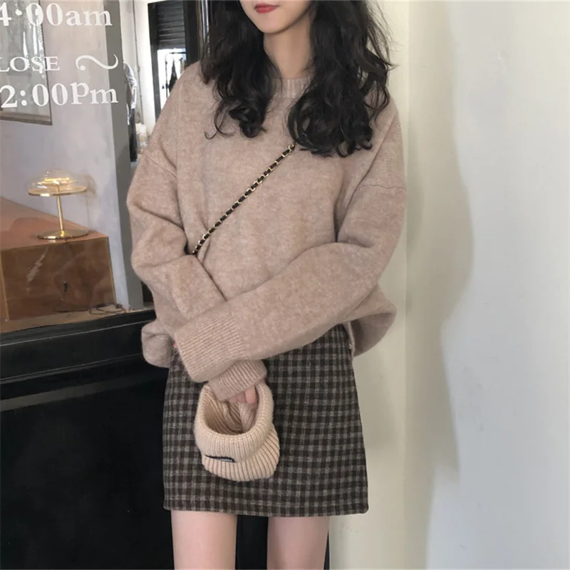 

Comfortable Casual Style Pure Color Soft Cozy Knitted Sweater Women's Autumn Winter Thickened Loose Fashion round Neck Knitwear
