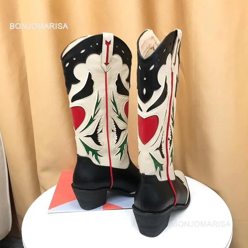 Embroidered Western Boots For Women Heart Shaped Fashion Cowboy Cowgirl Boots Handmake Retro Vintage Shoes 2022 Winter Autumn