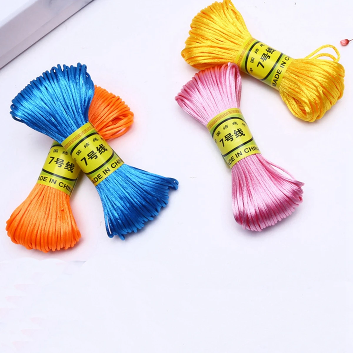 20-метровый плетеный атласный  – обзор и цена Knotting Cord Silk