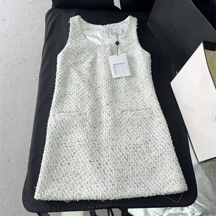 Customization New summer styles for women's clothing in Europe and America in 2026 Long-sleeved pocket tweed coat and skirt set