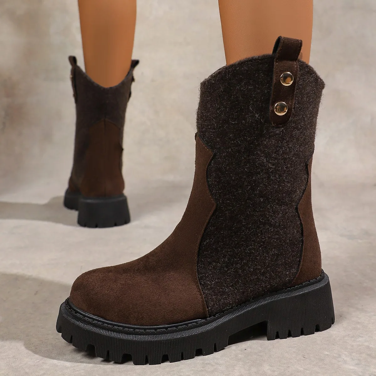 

Осенние женские ботильоны, обувь на толстой подошве, модные ботинки без шнуровки на платформе с металлической пряжкой и массивным каблуком, коричневые фланелевые ботильоны без шнуровки
