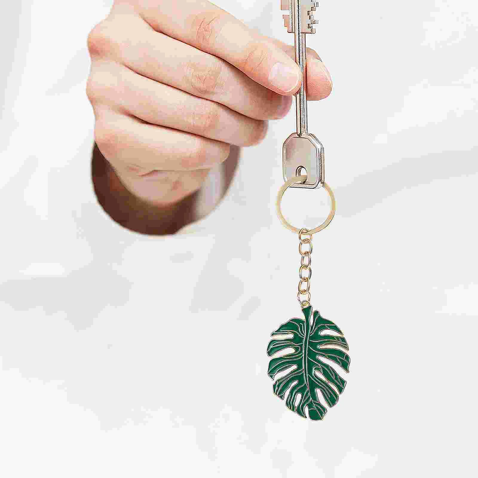 ของขวัญ Key Fob แฟชั่นจี้สีเขียว Leaf Party Favors บุคลิกภาพผู้ถือแหวนโลหะ