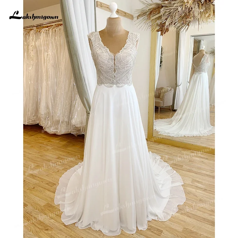 Requintado a linha vestidos de casamento personalizado para as mulheres boho com decote em v miçangas topo sexy sem costas botão chiffon vestido de noiva varredura