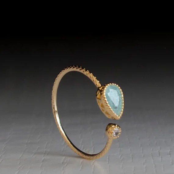 S925 sterling silver ring, new inlaid green zircon water drop pear ring, 18k gold plated open ring.