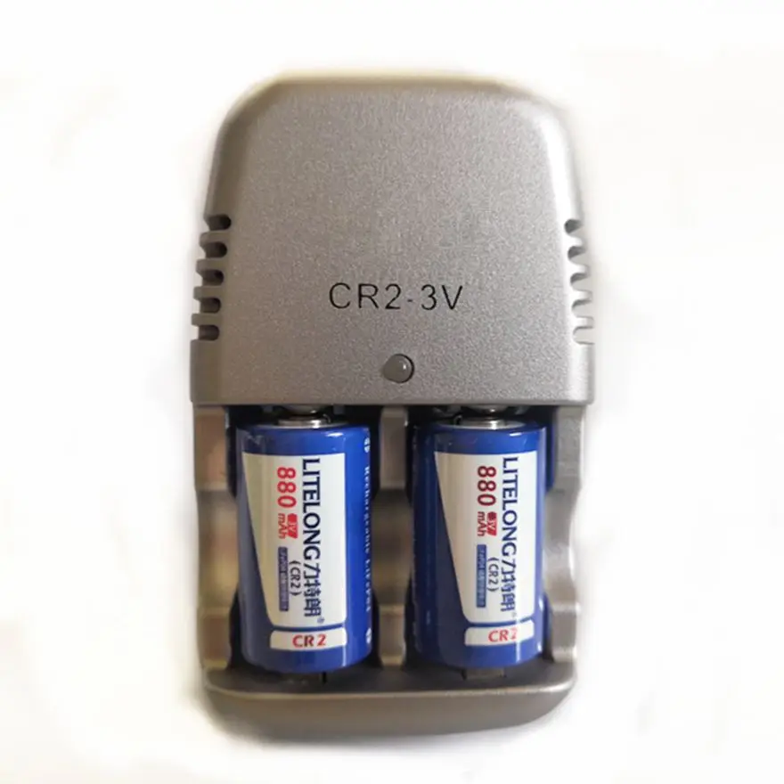 2PCS Large capacity 880mAh 3v CR2 lithium battery camera rechargeable battery + 1PCS cr2 battery charger