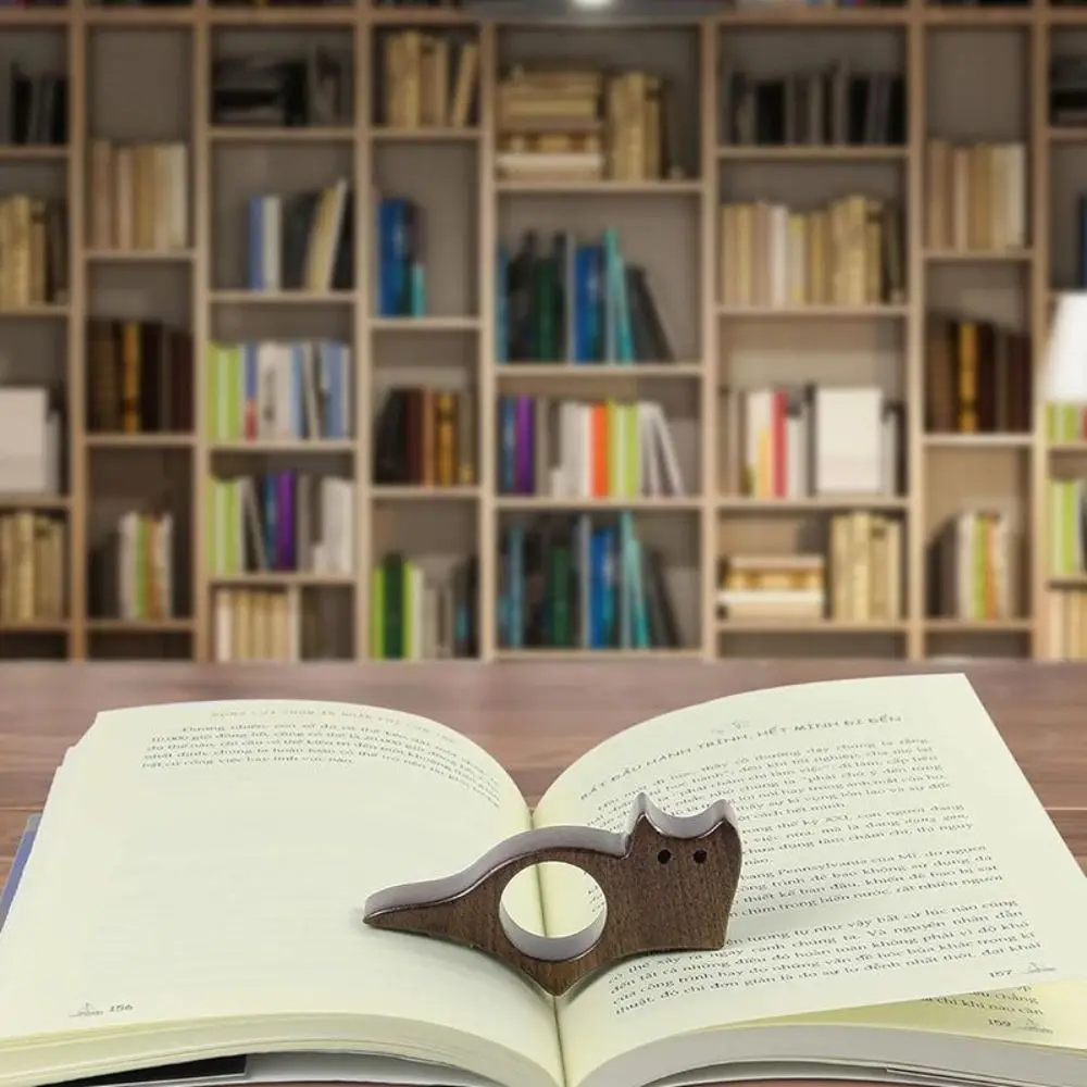 Cute Design Anti-Slip Wooden Thumb Bookmark Pet Design Dog Shape Book Page Holder Cat Shape Handmade Bookmark Rings Office Use