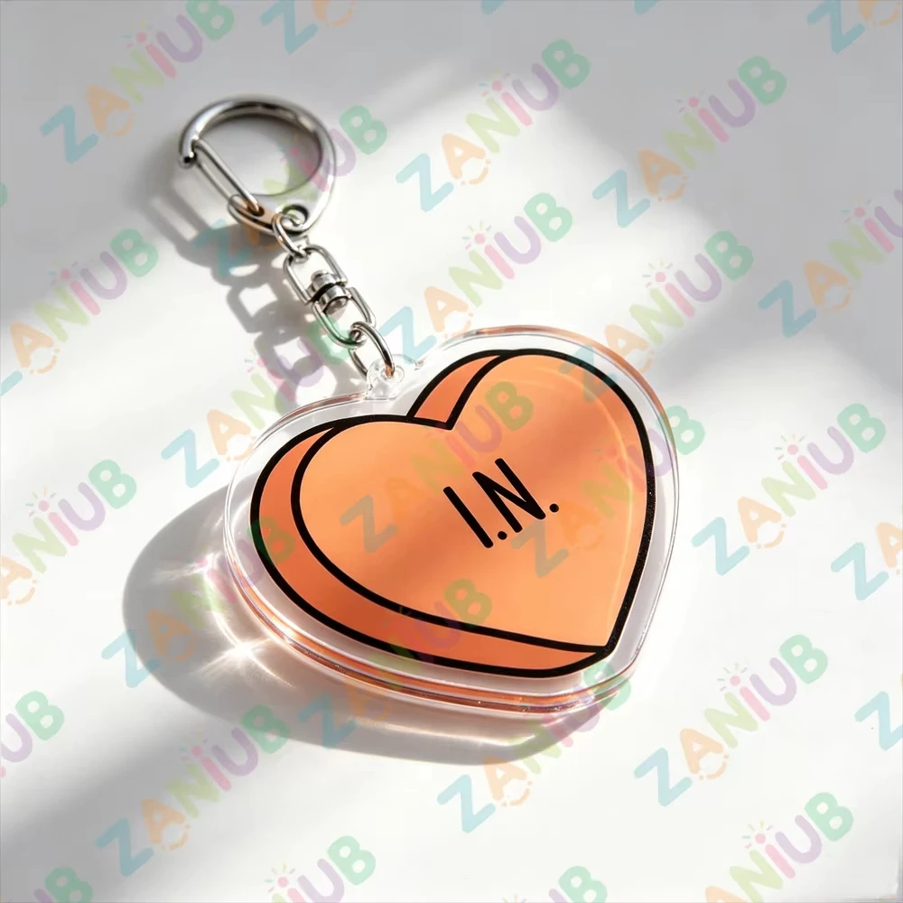Kpop Boys Band Member Name Keychains Candy Color Love Heat Keyrings Jewelry Key Ring Purse Phone Bag Charm Fans Friends Gifts - view 2