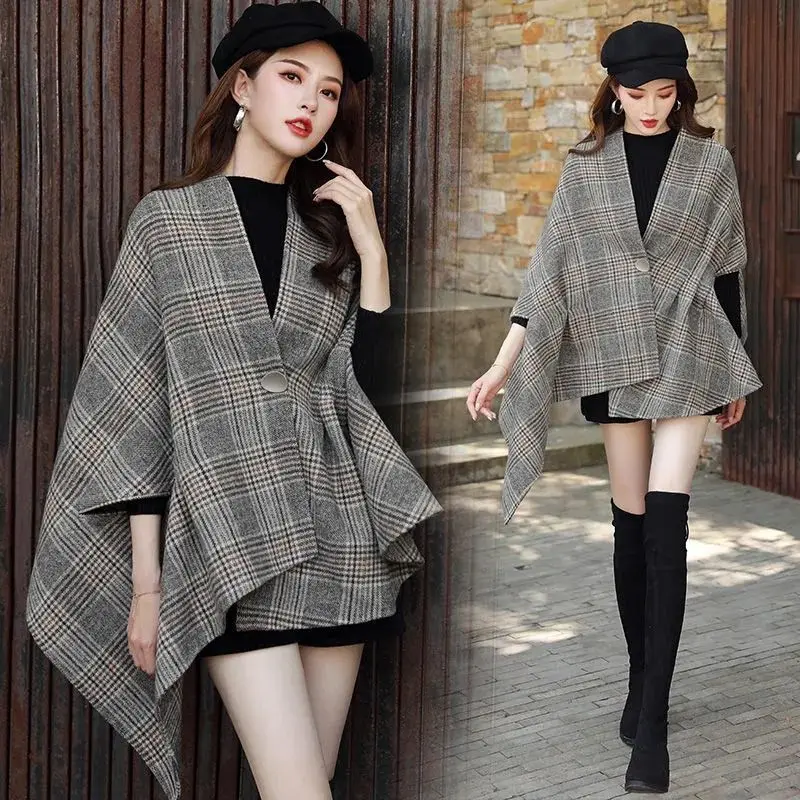 Women's Retro Check Wool Coat UK Style Loose Cape Overcoat for Petite Korean Fashion Warm Autumn Winter New Arrival