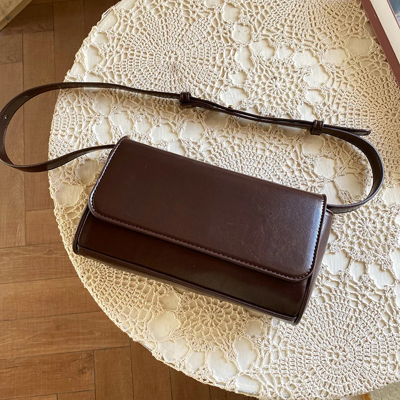 Retro Versatile Korean Sle Early Autumn Oil Wax Leather Crossbody Small Square Bag Casual Underarm Women\'s Bag
