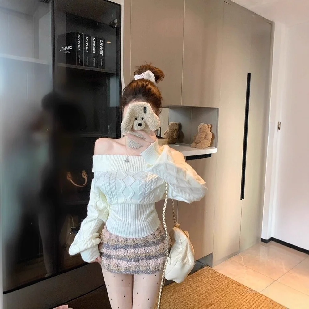 Sexy One-Shoulder Long Sleeve Knitted Sweater Women's Waist-Cinching Slimming Twist Design Autumn Winter New Style Trendy Top