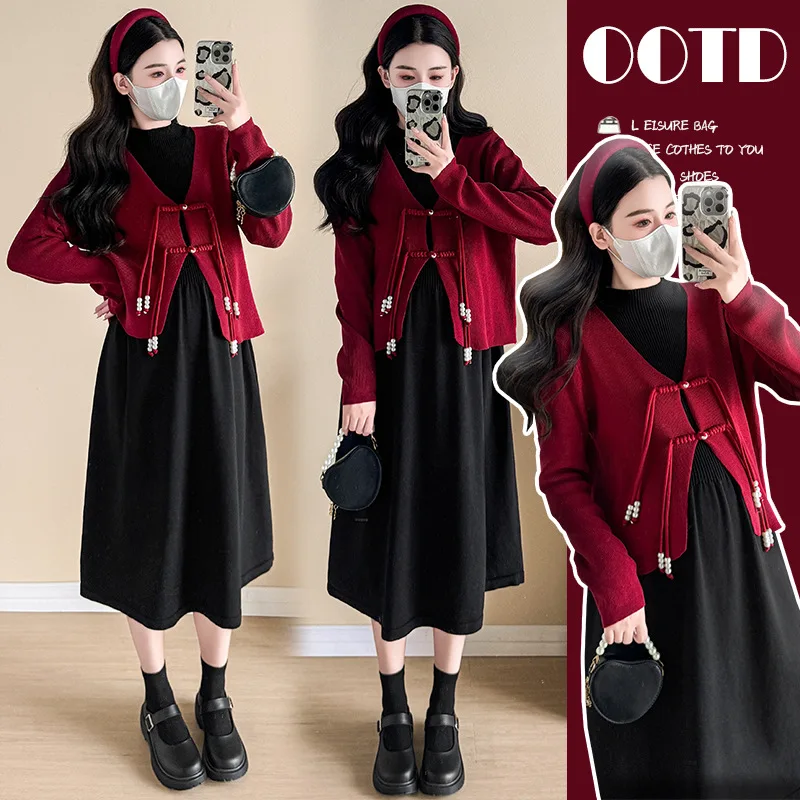 

New Maternity Autumn Outfit: Christmas New Year Red Chinese-style Sweater Coat Knitted Skirt Youthful Elegant Two-piece Set
