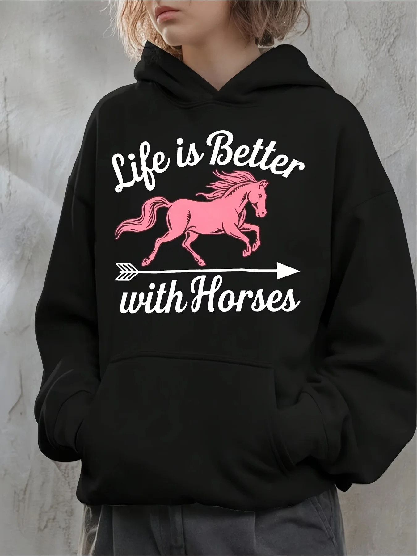 Plus Size, Cozy Relaxed Fit Hoodie-Women's Hooded Black Horse Lover Graphic Pullover with Front Pockets Warm Long Sleeve Hoodie for Equestrians Casual Winter Tops for Women (Ideal Gift for Horseback Riding Enthusias, Casual Daily Wear