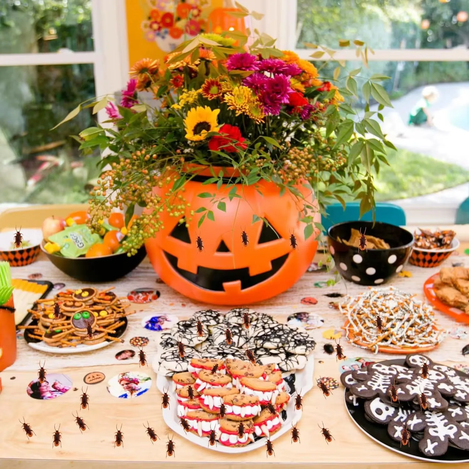 プラスチック製のゴキブリ装飾アクセサリー,ハロウィーンのガジェット,プラスチック製のおもちゃ,ゴム製のギャグ,実用的なジョーク,バグのおもちゃ,50個