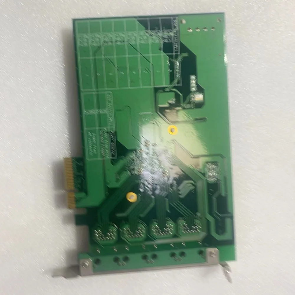 

Четырехпортовая карта сбора изображения POE PCIe-PoE354at PoE354at REV.A2