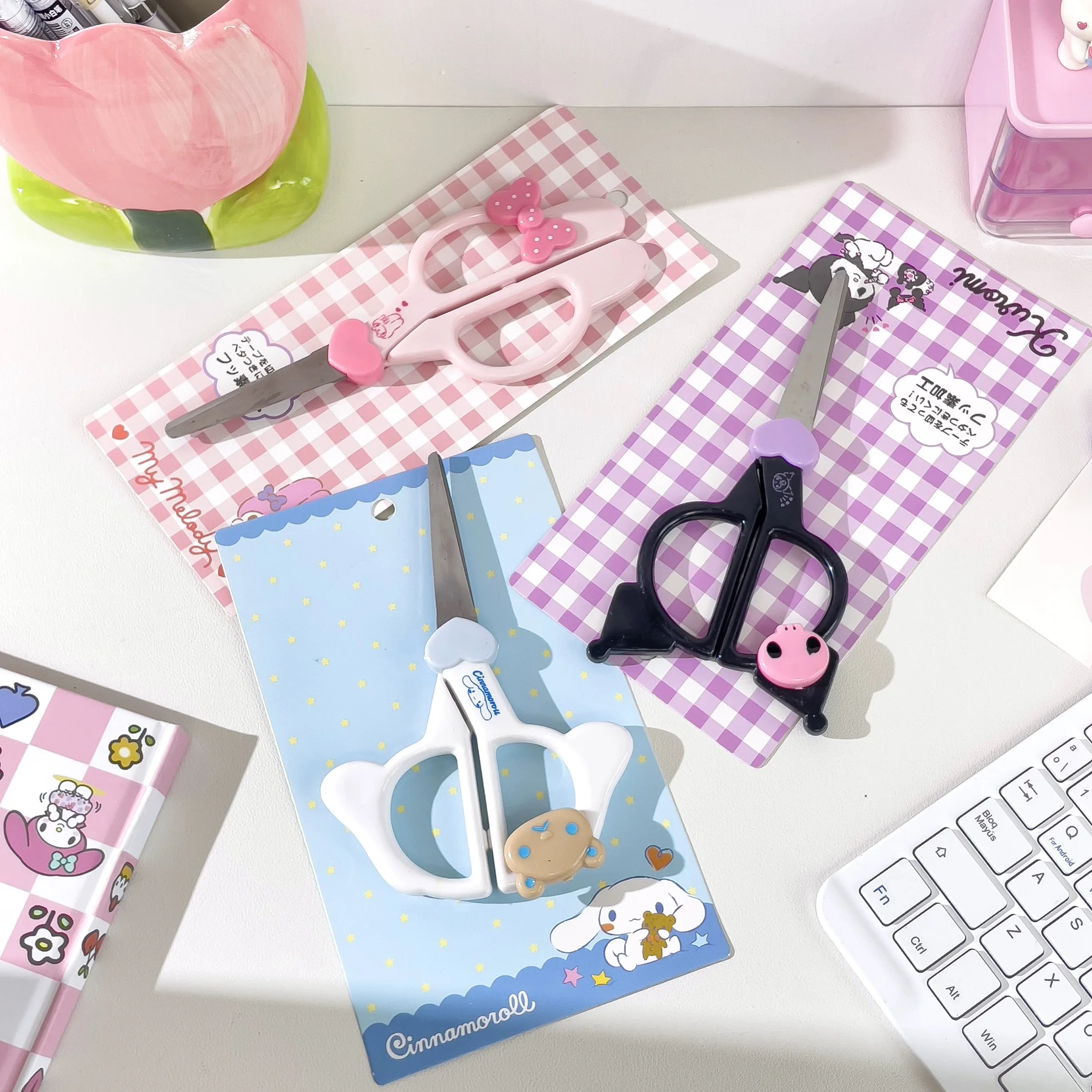 New Kawaii Sanrio Kuromi Cinnamoroll 손으로 만든 가위 귀여운 멜로디 아트 가위 키즈 편지지 학교 사무용품 선물