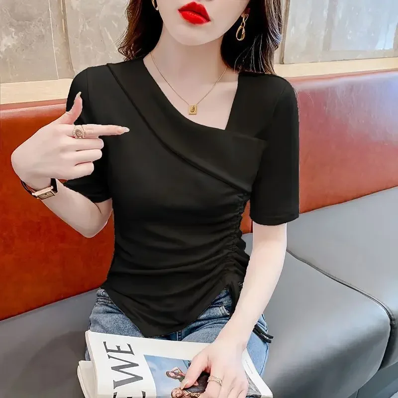 Chicแขนสั้นเสื้อยืดVคอSlimmingไม่สม่ําเสมอสายรัดออกแบบCrop Topsผู้หญิงฤดูร้อนเกาหลีElegantไม่สมมาตรเสื้อ